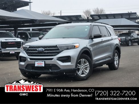Used 2023 Ford Explorer XLT image 1
