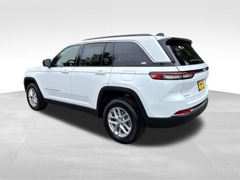 New 2026 Jeep Grand Cherokee Laredo AWD/4WD image 5