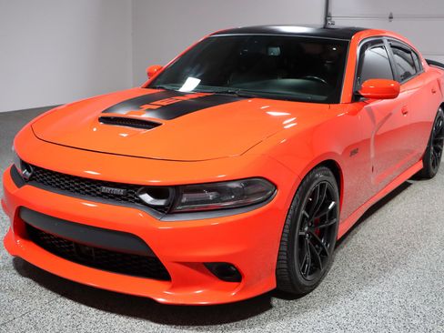 Used 2020 Dodge Charger Scat Pack w/ Daytona Edition Group image 29