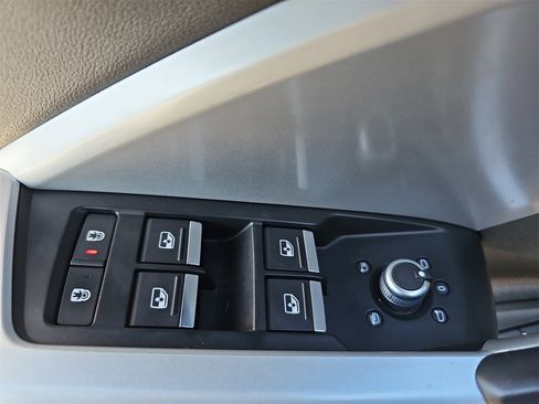 Used 2022 Audi Q3 2.0T Premium Plus w/ Premium Plus Package image 27