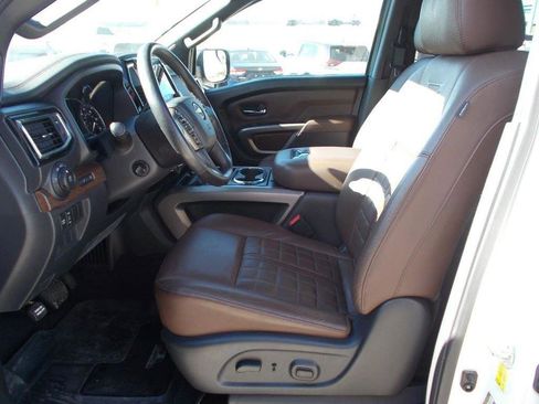 Used 2023 Nissan Titan Platinum Reserve w/ Moonroof Package image 17