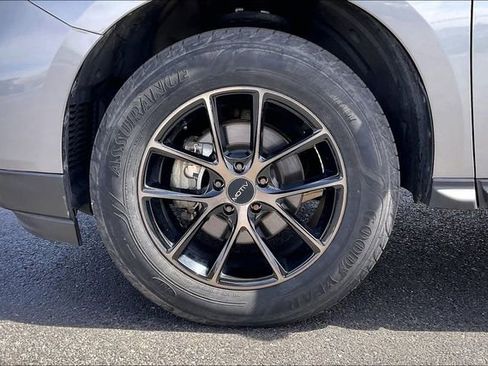 Used 2020 Nissan Pathfinder S AWD/4WD image 8