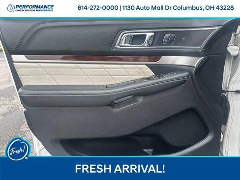 Used 2016 Ford Explorer Platinum AWD/4WD image 12