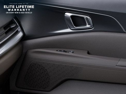 New 2027 Kia Carnival LX FWD image 26