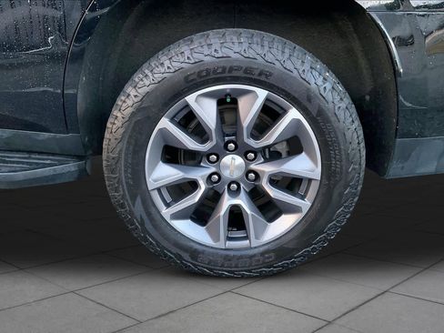 Used 2022 Chevrolet Tahoe LT w/ Luxury Package image 11