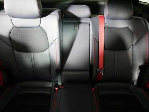 Used 2023 Genesis GV70 2.5T w/ Sport Prestige Package image 13