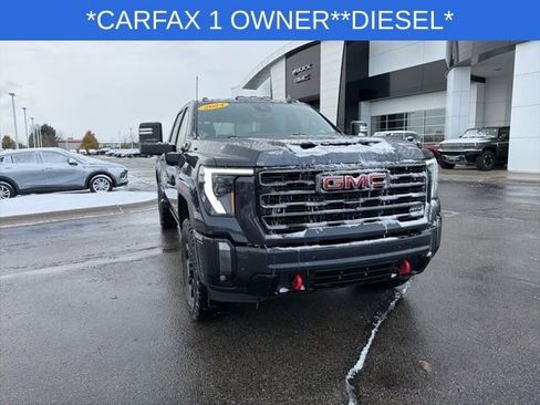 Used 2024 GMC Sierra 2500 AT4 w/ AT4 Premium Plus Package image 3