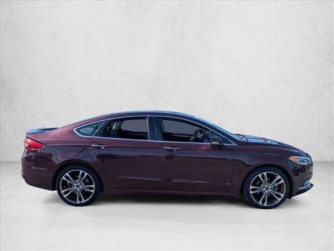 Used 2017 Ford Fusion Titanium image 4