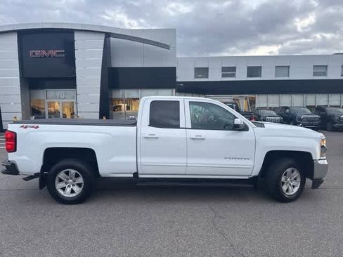 Used 2019 Chevrolet Silverado 1500 LT AWD/4WD image 8