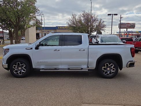 New 2026 GMC Sierra 1500 SLT AWD/4WD image 2