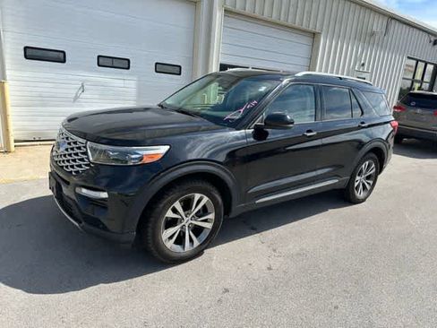 Used 2020 Ford Explorer Platinum w/ Premium Technology Package AWD/4WD image 14