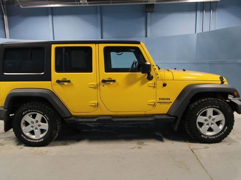 Used 2015 Jeep Wrangler Unlimited Sport w/ Quick Order Package 24S image 25