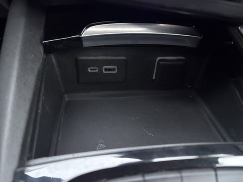 Used 2021 Buick Envision Essence w/ Sport Touring Package image 30