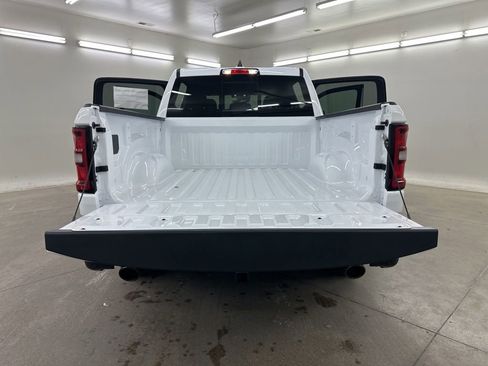 New 2026 RAM 1500 4x4 Crew Cab image 23