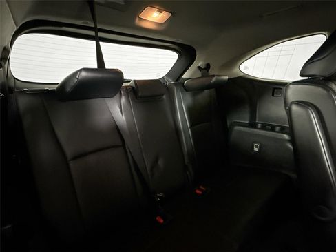 Certified 2022 Toyota Highlander XLE image 42