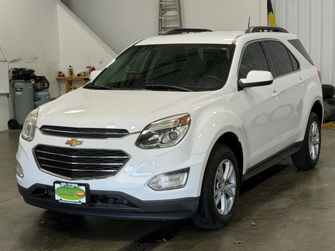 Used 2017 Chevrolet Equinox LT w/ Convenience Package image 35