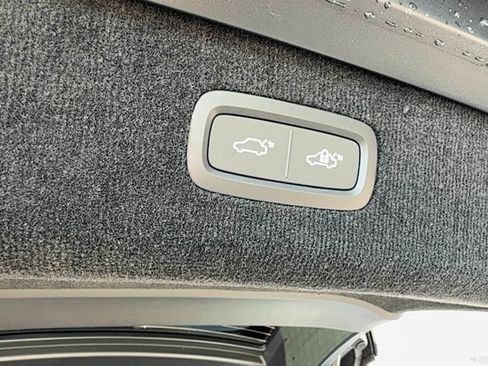 New 2025 Polestar Polestar 3 image 22