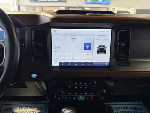 Used 2024 Ford Bronco Outer Banks image 28