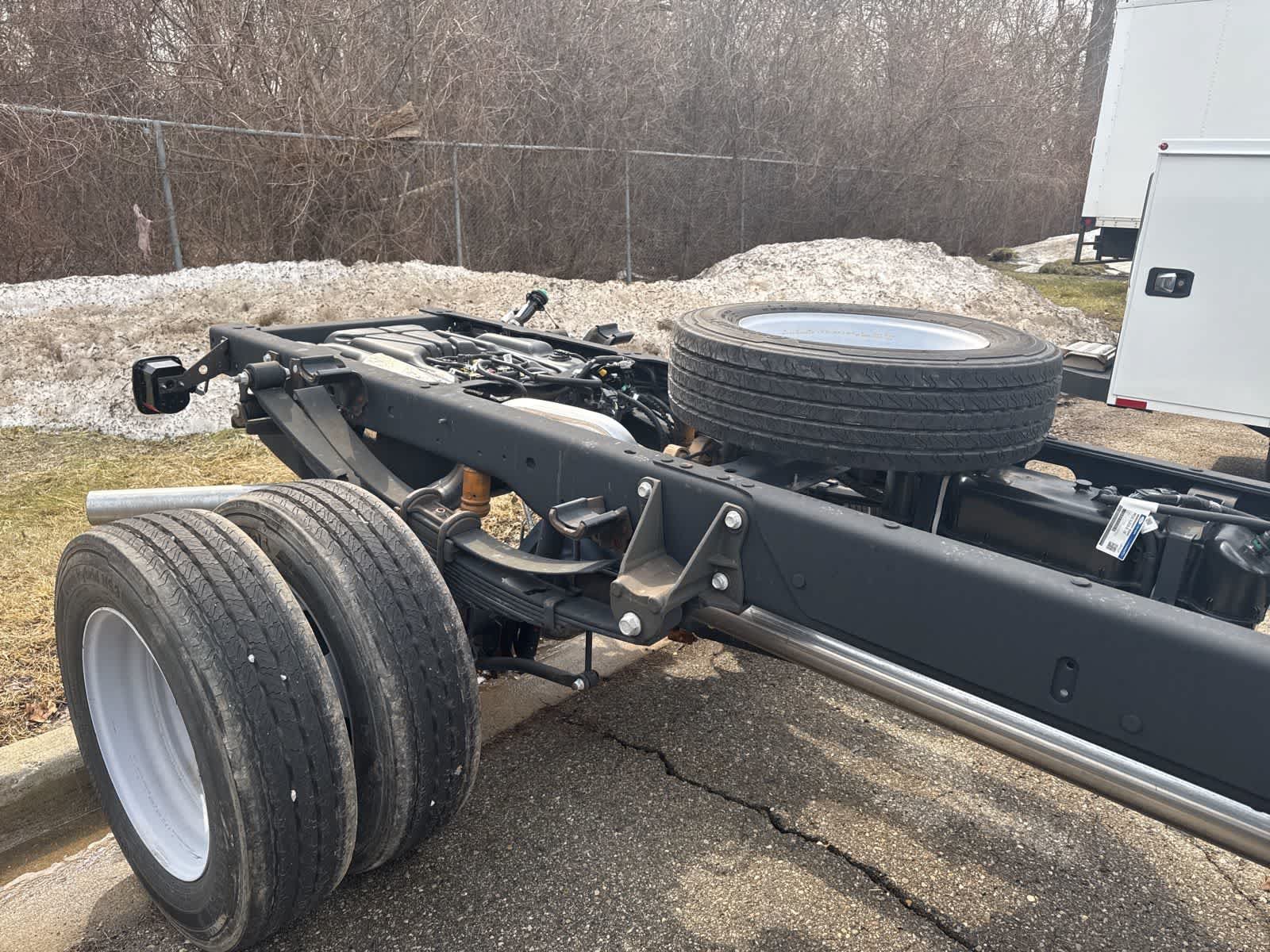 Used 2023 Ford F450 XLT w/ XLT Value Package RWD image 11