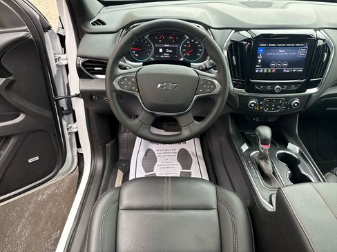 Used 2024 Chevrolet Traverse RS w/ LPO, Floor Liner Package image 10