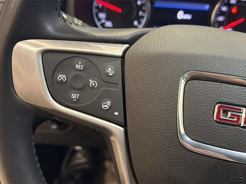 Used 2022 GMC Terrain SLT w/ Tech Package image 31