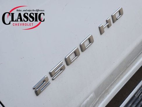 Used 2023 Chevrolet Silverado 2500 LT w/ Convenience Package image 13