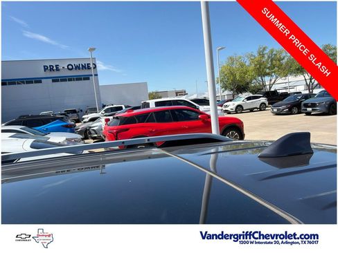 Used 2022 Chevrolet Equinox Premier FWD image 8