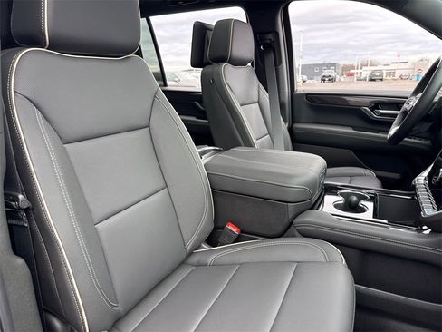 New 2026 GMC Yukon XL Elevation image 40