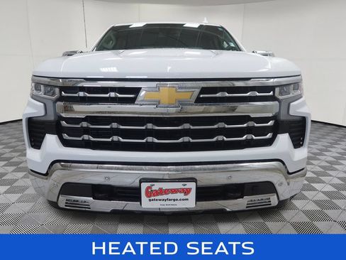 Used 2025 Chevrolet Silverado 1500 LTZ AWD/4WD image 4