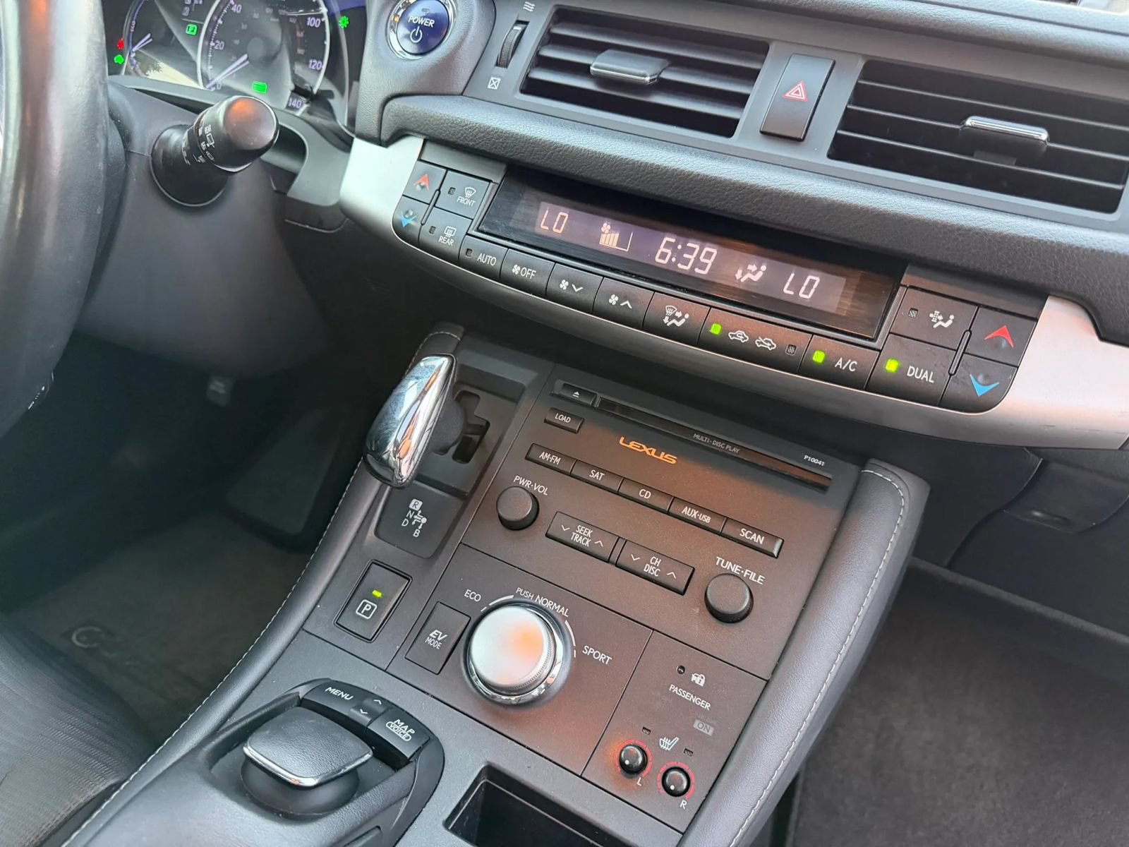 Used 2012 Lexus CT 200h Premium w/ Premium Audio Pkg FWD image 36