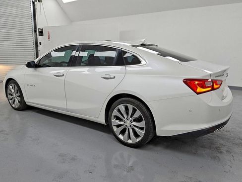 Used 2018 Chevrolet Malibu Premier w/ Premier Sun and Wheel Package FWD image 2