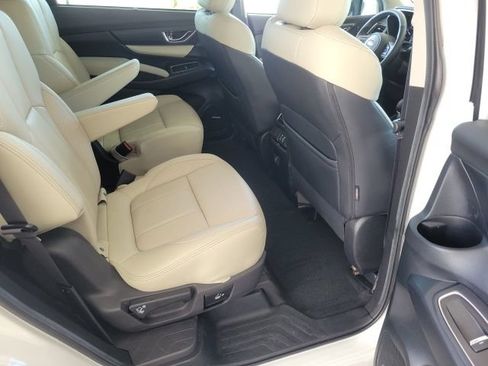 Used 2026 Subaru Ascent Limited AWD/4WD image 13