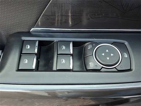 Certified 2022 Ford F150 XLT w/ Equipment Group 302A High image 25