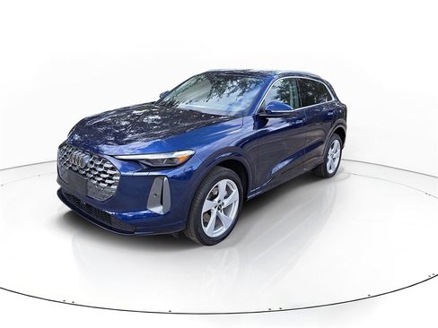 New 2025 Audi Q5 Premium Plus image 2