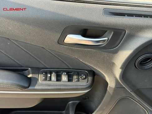 Used 2023 Dodge Charger SXT RWD image 18