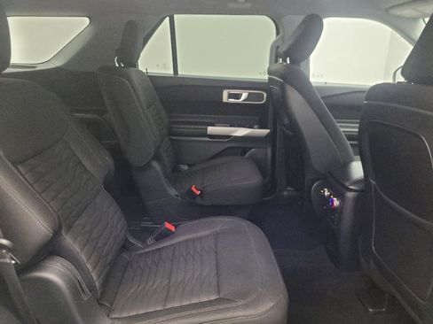 Used 2020 Ford Explorer XLT RWD image 19