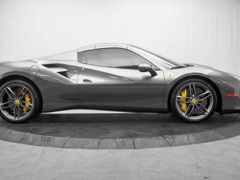 Used 2017 Ferrari 488 Spider RWD image 16