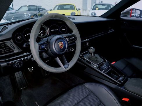 Used 2023 Porsche 911 Carrera T image 28