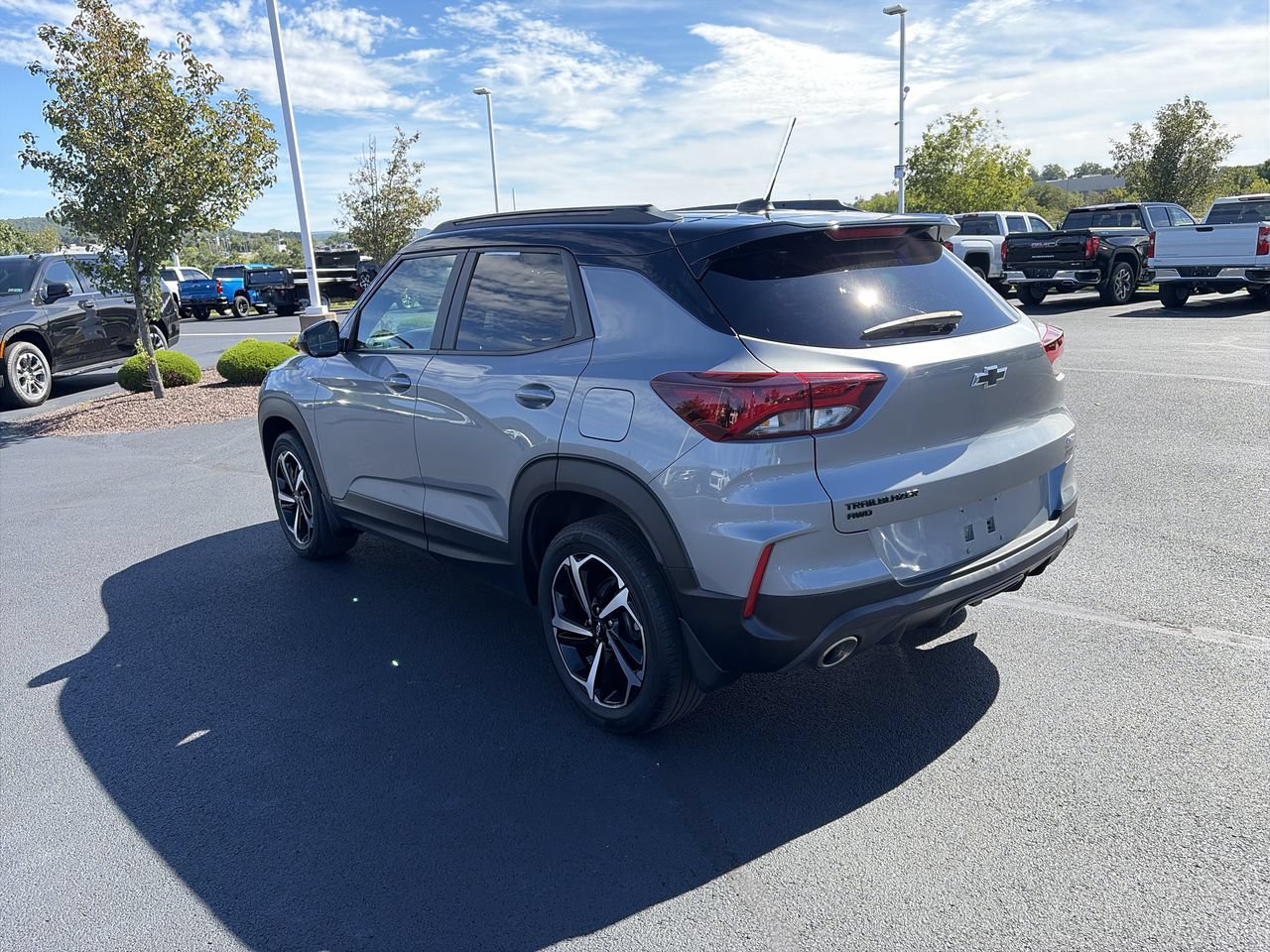 Used 2023 Chevrolet TrailBlazer RS w/ Convenience Package AWD/4WD image 5