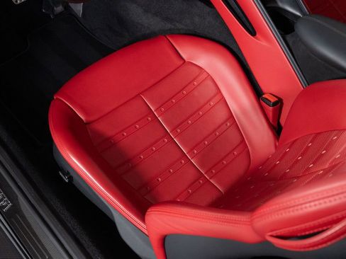 Used 2024 Ferrari Roma Spider image 46