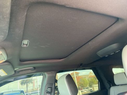 Used 2024 Dodge Durango R/T AWD/4WD image 12