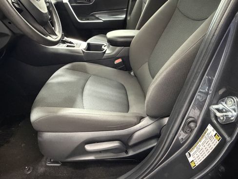 Used 2025 Toyota RAV4 LE image 12