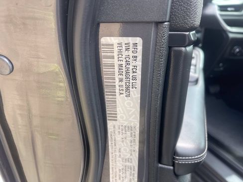 New 2026 Jeep Grand Cherokee Laredo AWD/4WD image 22