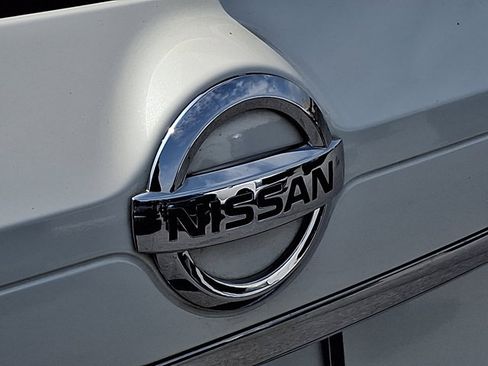 Used 2018 Nissan Rogue SL w/ Premium Package AWD/4WD image 29