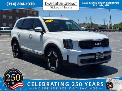Used 2023 Kia Telluride S w/ S Sunroof Package