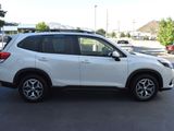 Used 2022 Subaru Forester Premium image 5