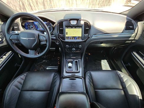 Used 2023 Chrysler 300 C RWD image 14