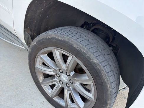 Used 2015 Chevrolet Tahoe LTZ image 4