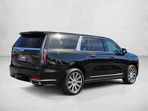 Used 2021 Cadillac Escalade ESV Premium Luxury Platinum image 5