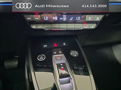 Used 2023 Audi Q4 e-tron Premium Plus w/ Premium Plus AWD/4WD image 27